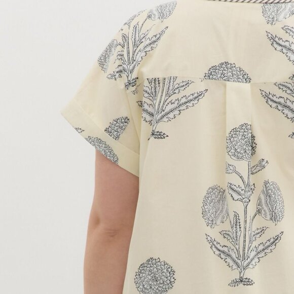 PLUS SIZE ENTRO CREAM & NAVY EMBROIDERED DRESS - Picture 6 of 7